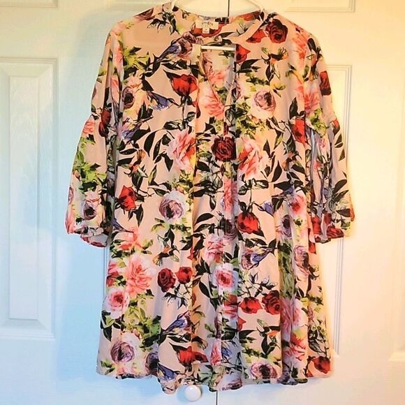 Umgee pink floral bell-sleeve blouse size M - Picture 1 of 5